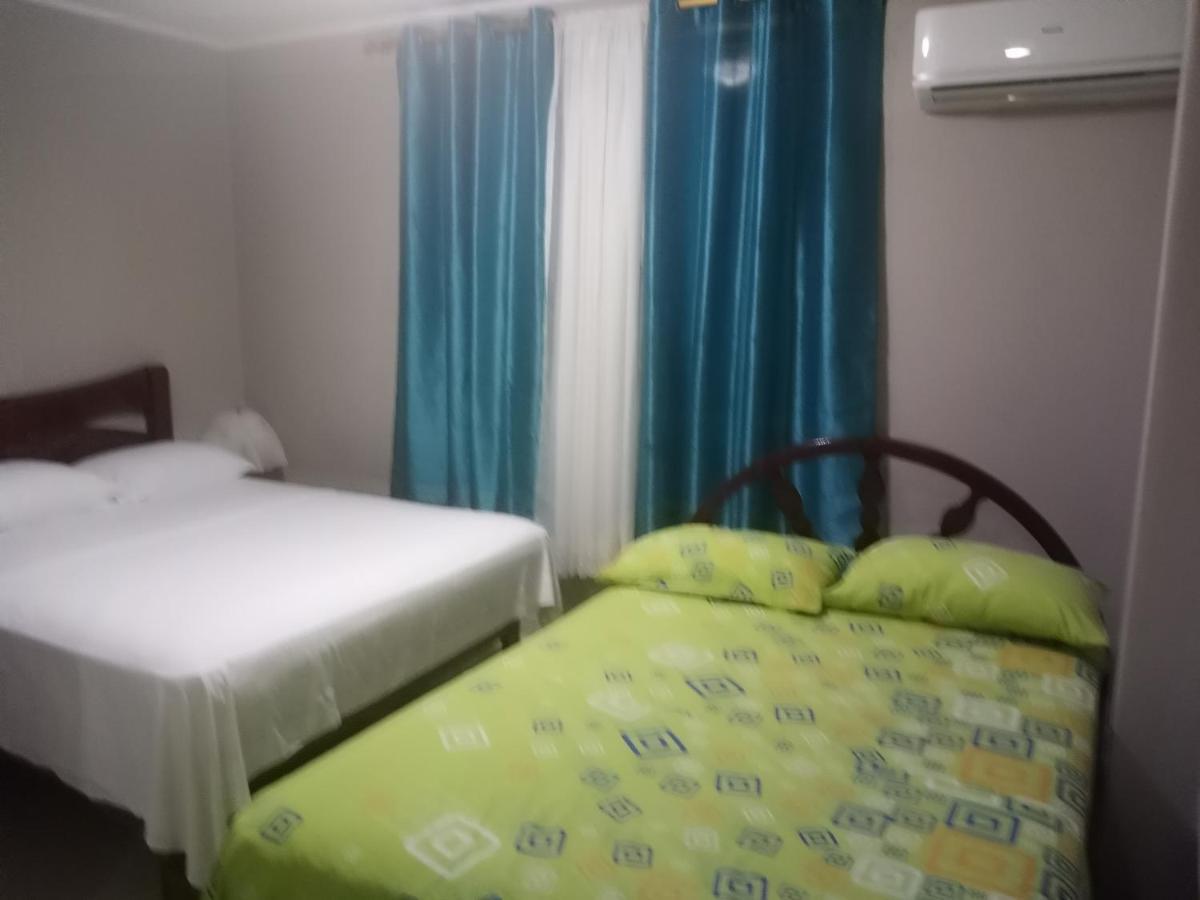 Hotel Premier Inn Manta Eksteriør billede